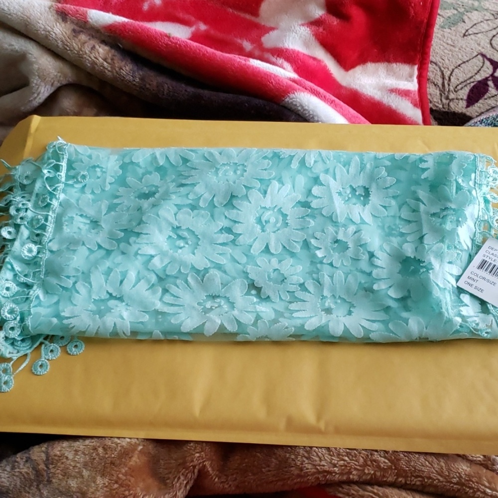 Scarf - Picture 2 of 2
